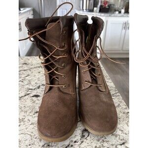 Gently Loved Women's Timberland Hiking Boots - With Heels Size 8.5 Rugged & Chic